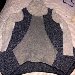 THML Sweater